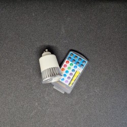 Faretto GU10 RGB 5W 68° con telecomando